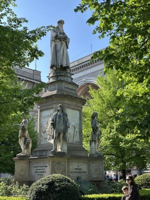 45.467125,9.18998055555556