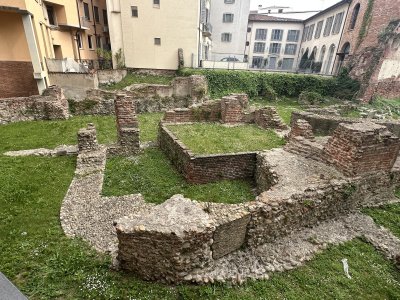 45.46530833333333,9.18048055555556