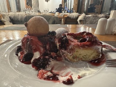 45.59375833333333,25.55332777777778