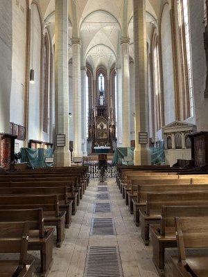 45.64126111111111,25.58810277777778