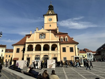 45.64214722222222,25.58851944444444