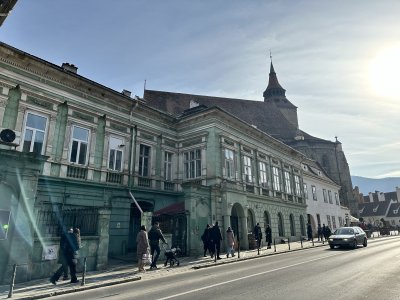 45.64170833333333,25.58805555555556