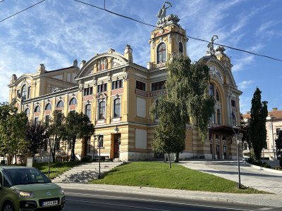 46.77085,23.59768611111111