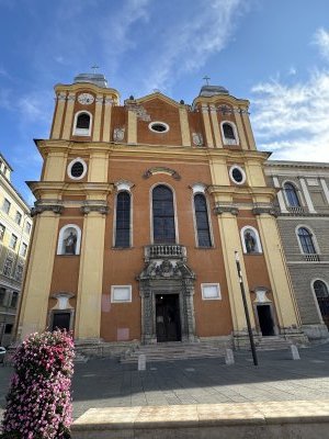 46.76777222222222,23.59016666666666