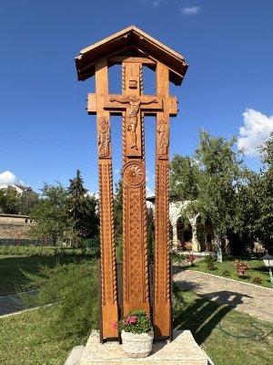 47.16481111111111,27.58971111111111