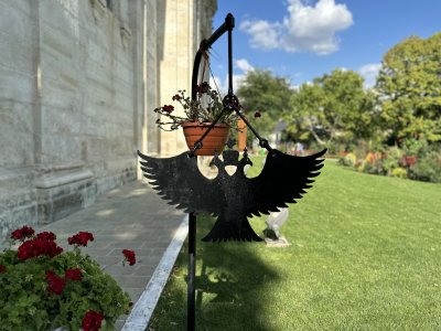 47.16475,27.58926944444444