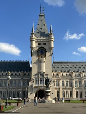 47.15830277777778,27.58644722222222