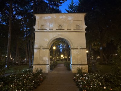 47.18563055555556,27.56128333333334