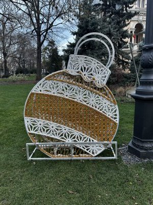 47.16183055555555,27.58343888888889