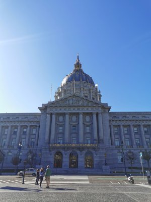 37.7794532775,-122.4180450438889