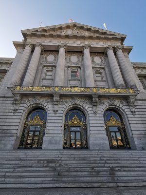 37.77896499611111,-122.41848754861111