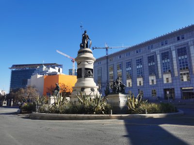 37.77972222222222,-122.41555555555556