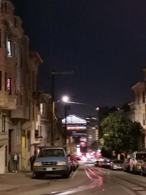 37.79619216916667,-122.41166687