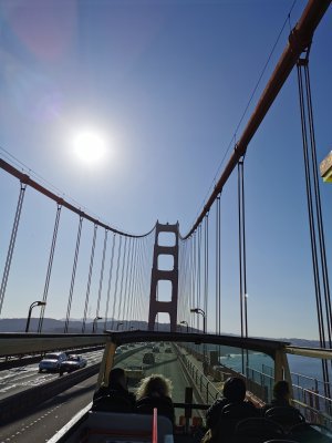 37.82055664055556,-122.47871398916666