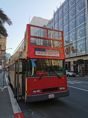 37.78778457638889,-122.41150665277779