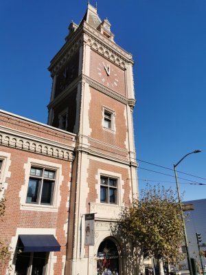 37.80549621555555,-122.42237854000001