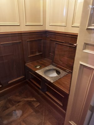 48.185425,16.31149722222222