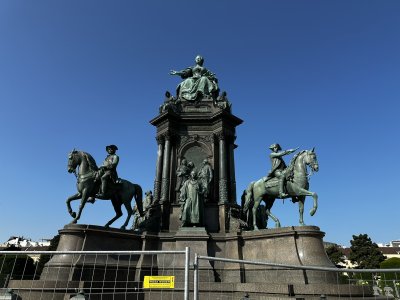 48.20461944444445,16.36094722222222